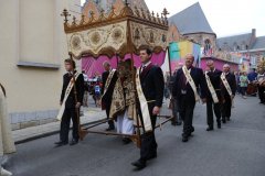 procession_058